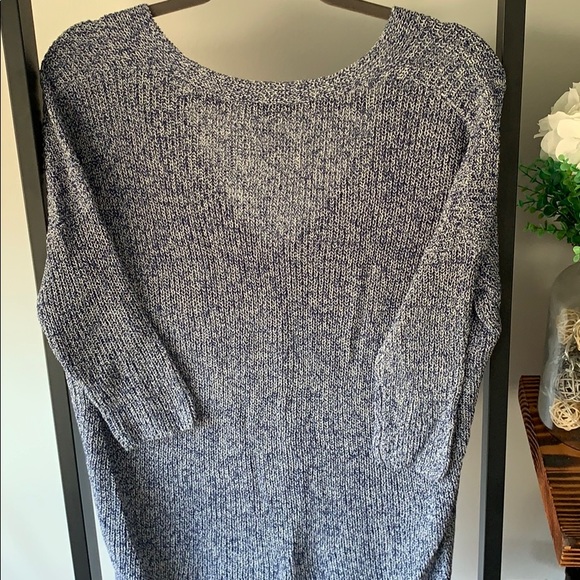 Express Lightweight Knit Sweater *NEVER WORN* - Picture 3 of 3